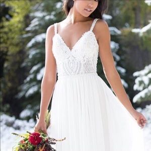 Wedding dress never worn